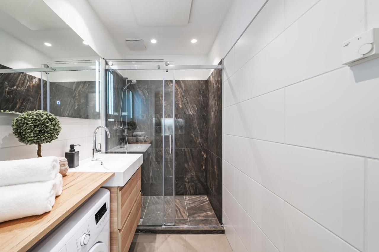 Zeus Design Apartments Wina Bagian luar foto