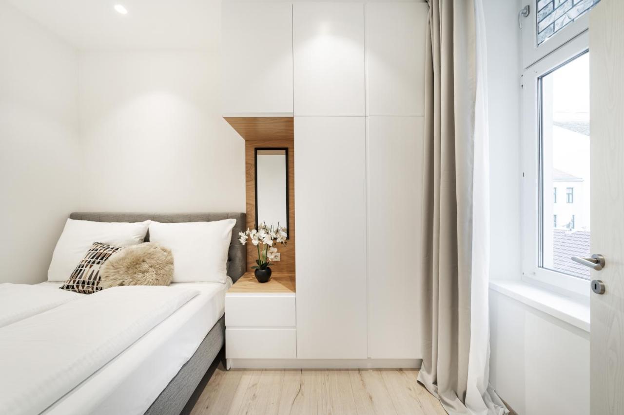 Zeus Design Apartments Wina Bagian luar foto
