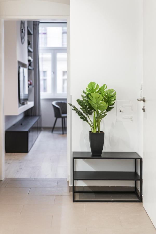 Zeus Design Apartments Wina Bagian luar foto