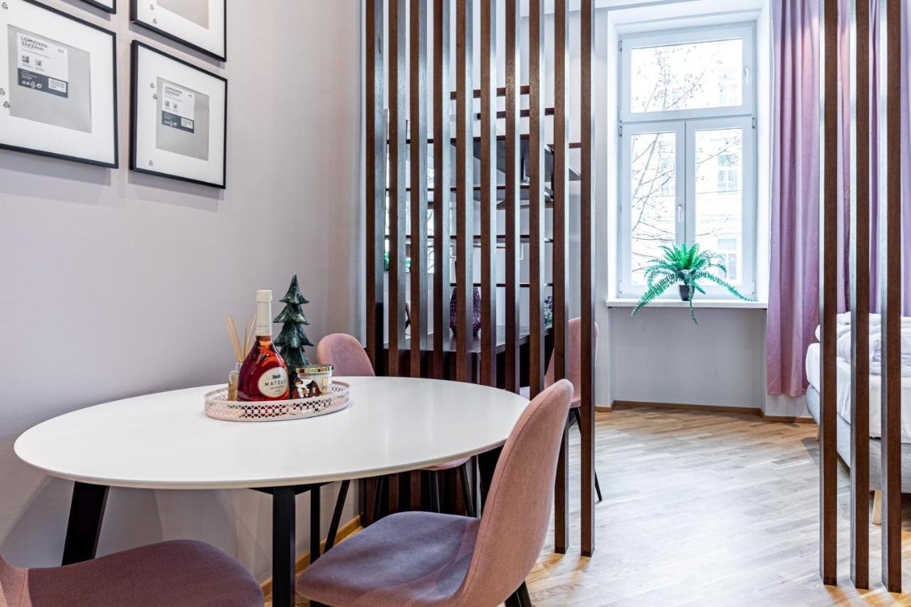 Zeus Design Apartments Wina Bagian luar foto